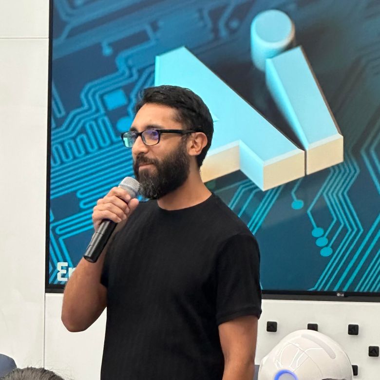 Colleges are racing to create AI...