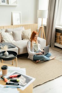 Flat Decor on a Budget: Making...